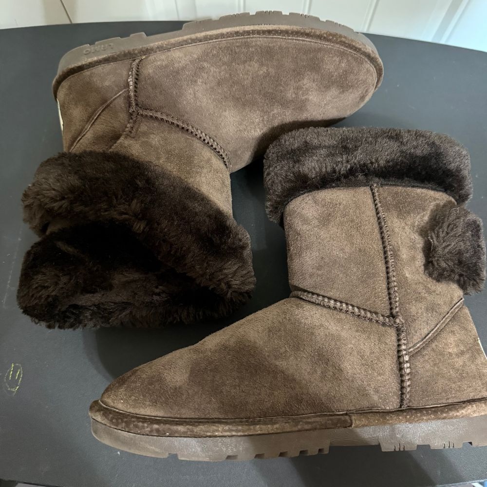 LAMO Womens Brown Boots Sz10 Suede Winter with Faux Fur Lining Cozy Ankle Boots - Picture 3 of 7